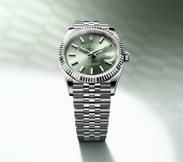 rolex-collection_banner-datejust-m126234-0051_2210jva_001-portrait